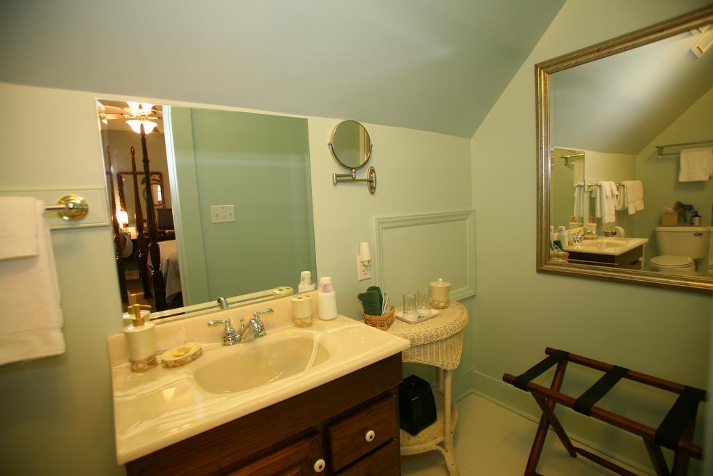 C.W. Worth House Bed And Breakfast Wilmington Bilik gambar